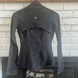 Lululemon define jacket older style! Size 2